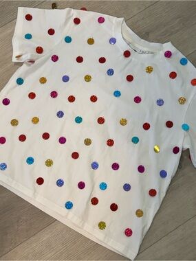 QUEEN OF SPARKLES White Tee with Multicolor Sequin Paillette Polka Dots